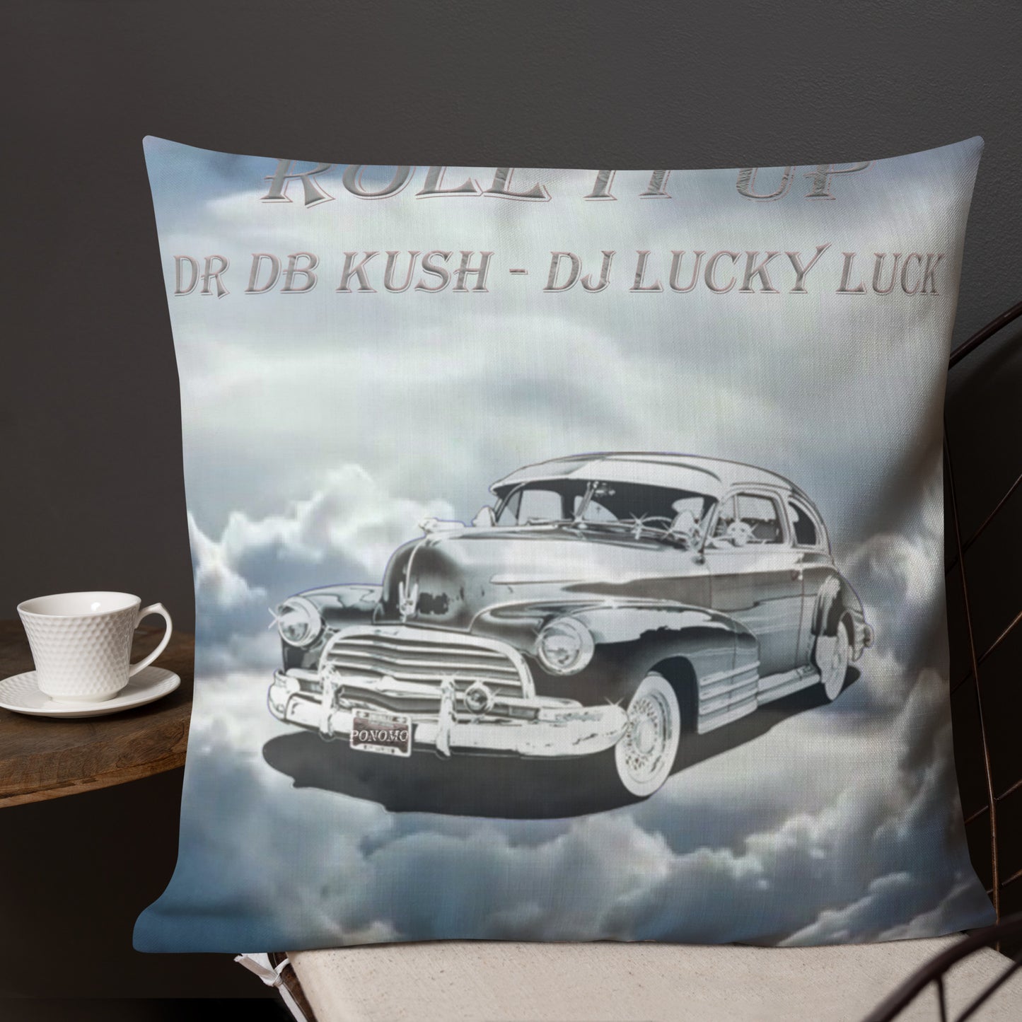 ROLL IT UP - Premium Pillow